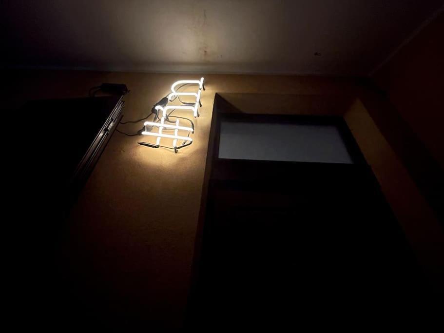 Incortedafabio Design Flat With Bikes Caronno Pertusella Bagian luar foto